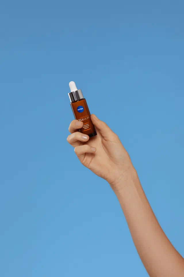 NIVEA Cellular Expert Filler – Siero Illuminante Vitamina C