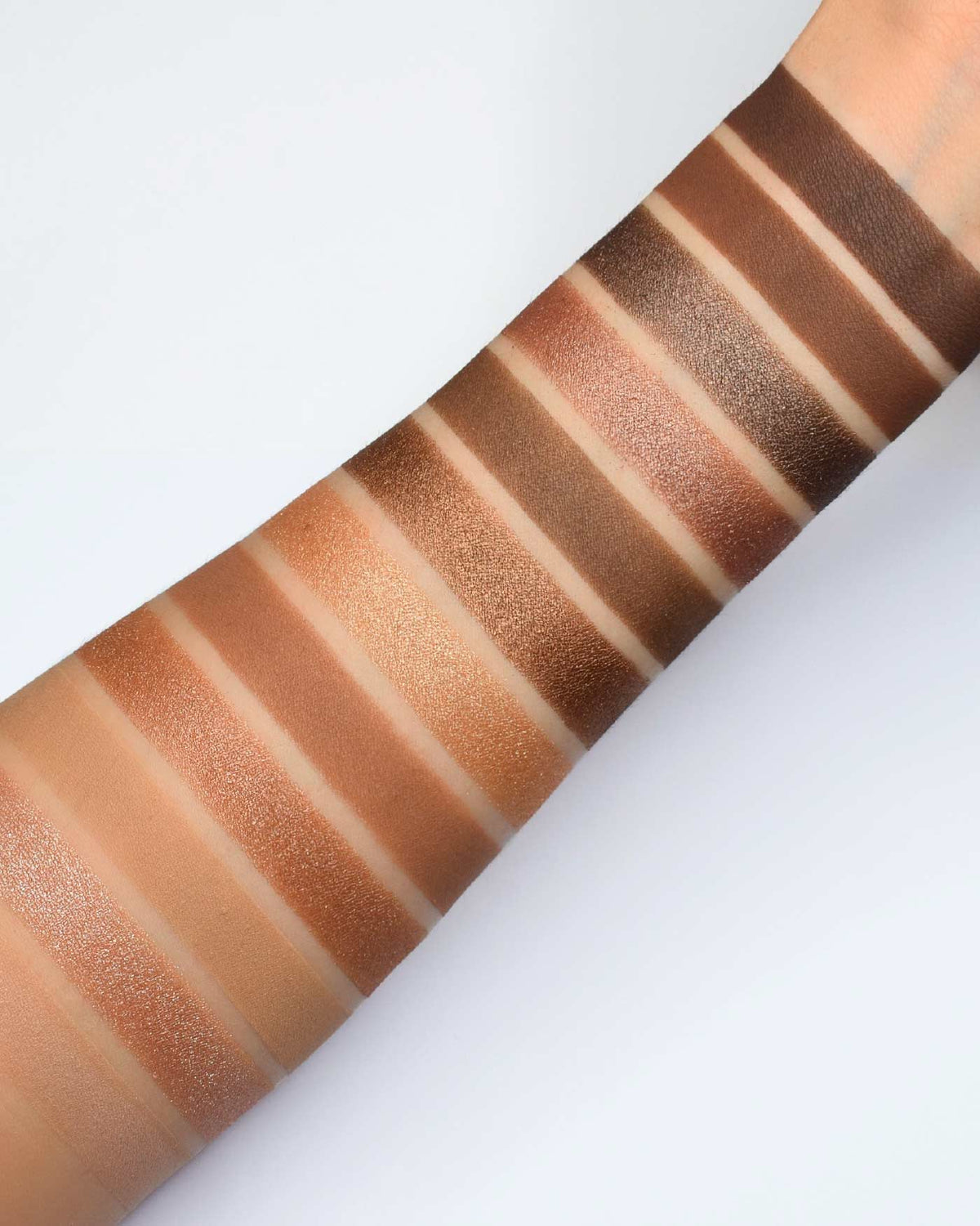 Astra Nude Temptation Eyes Palette✨