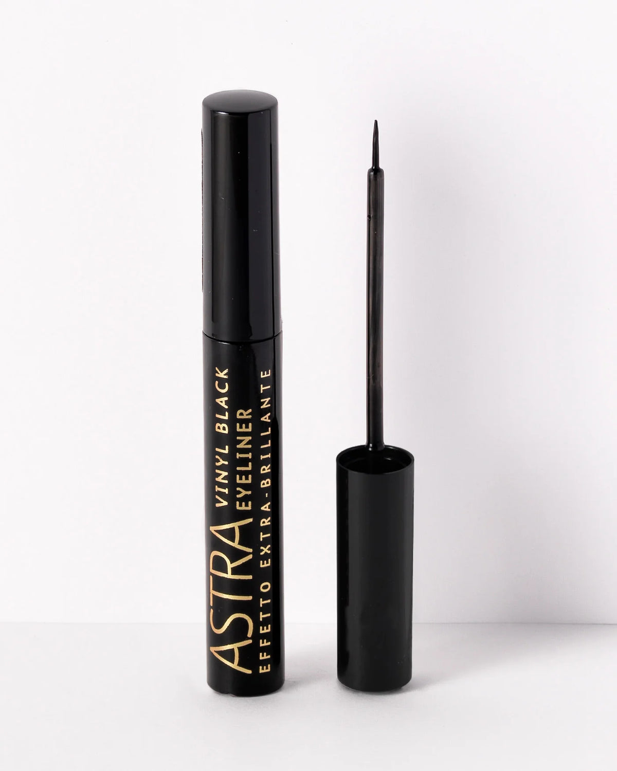 Astra Vinyl Black Eyeliner – Effetto Extra Brillante per uno Sguardo Intenso!