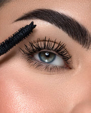 Astra The Universal Volume Mascara 24H – Effetto Ciglia Finte, Tenuta Estrema!