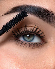 Astra The Universal Volume Mascara Waterproof – Volume Intenso, Resistenza Assoluta!